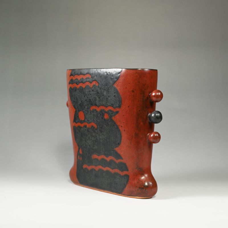 Morino Taimei Red &amp; Black Glazed Vase