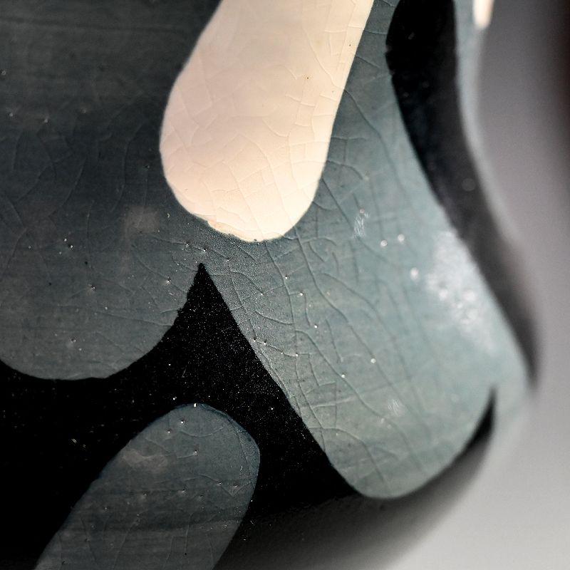 Psychedelic Picasso Gray Vase by Yanagihara Mutsuo
