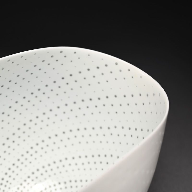 Contemporary Porcelain Star Niisato Akio Bowl of Light