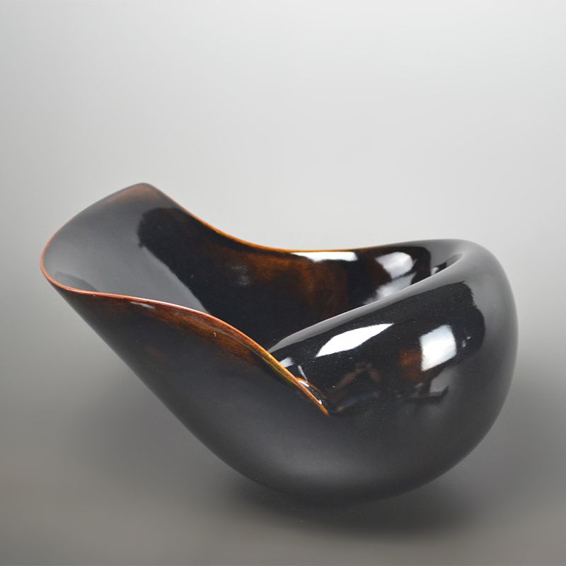 Takatsu Mio Swirling Basin in Perfecct Iron Glaze