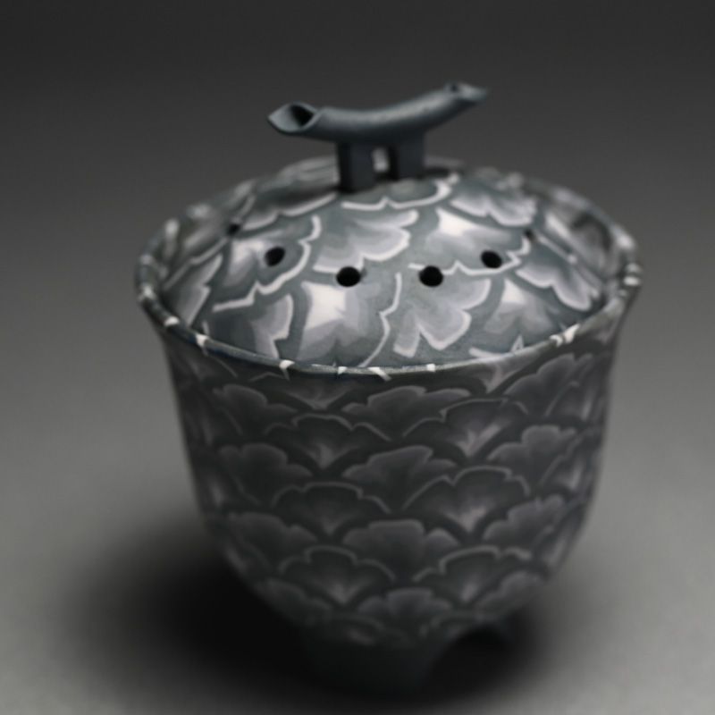 Kusaba Yuji Neriage Porcelain Koro Censer