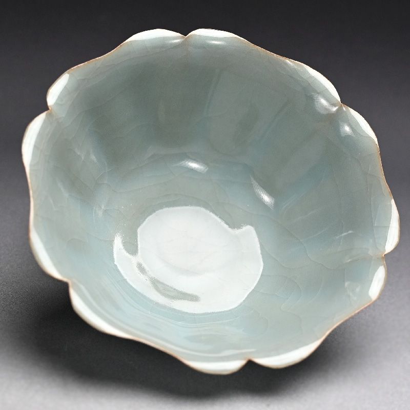 Exquisite Rinka-bachi  Celadon Bowl by Kawase Shinobu