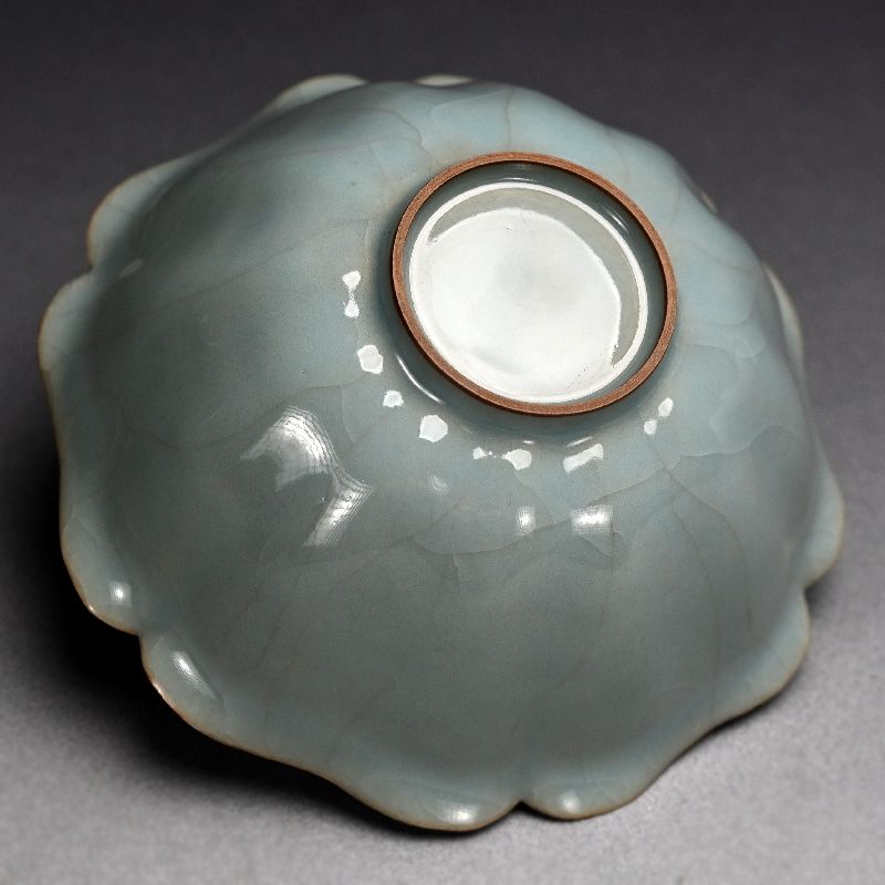 Exquisite Rinka-bachi  Celadon Bowl by Kawase Shinobu