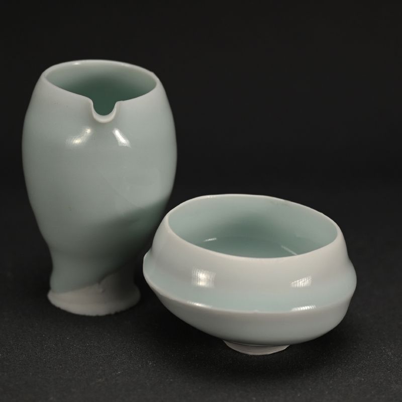 Guinomi and Katakuchi Sake Set by Kato Tsubusa