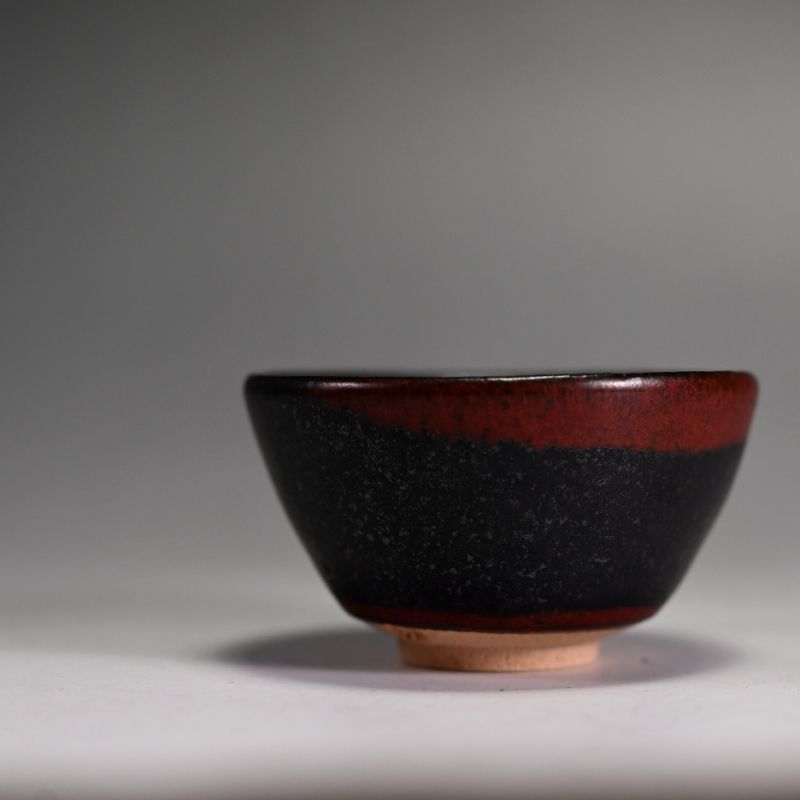 Black and Red Sake Cup by Morino Taimei