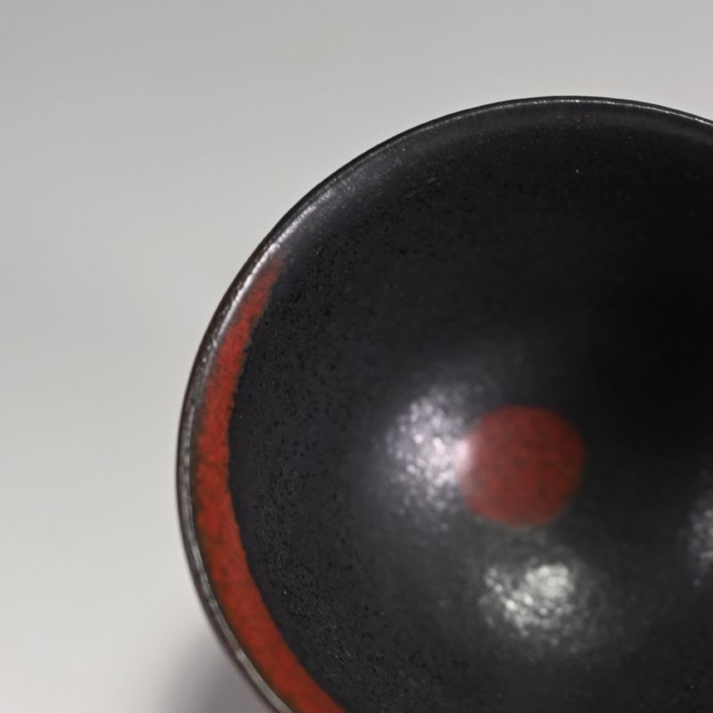 Black and Red Sake Cup by Morino Taimei