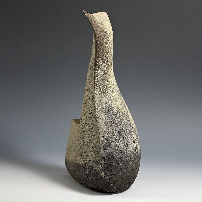 Mihara Ken Contemporary Sculptural Flower Vase