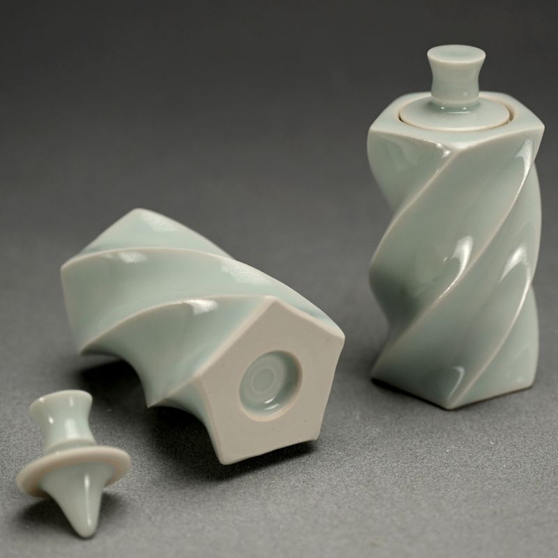 Pair Mentori Covered Bottle Vases by Yagi Akira