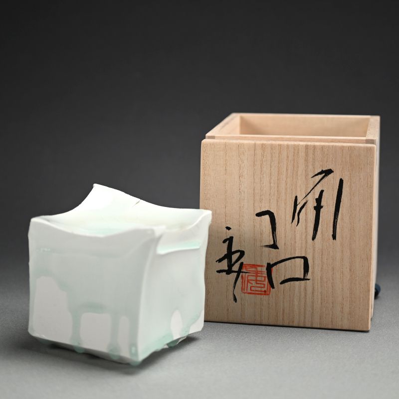 Seihakuji Porcelain Object by Kato Tsubusa