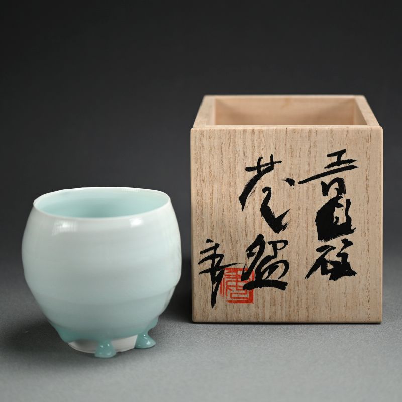 Chawan by Kato Tsubusa