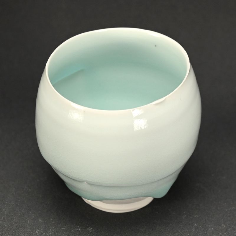 Chawan by Kato Tsubusa