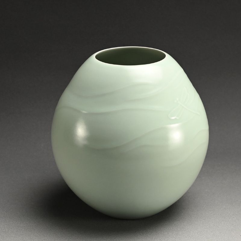 Rare! Dragonfly Vase by Fukami Sueharu