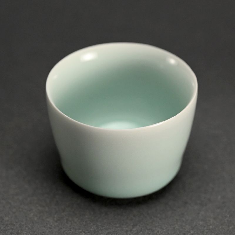 Contemporary Guinomi Sake Cup by Fukami Sueharu