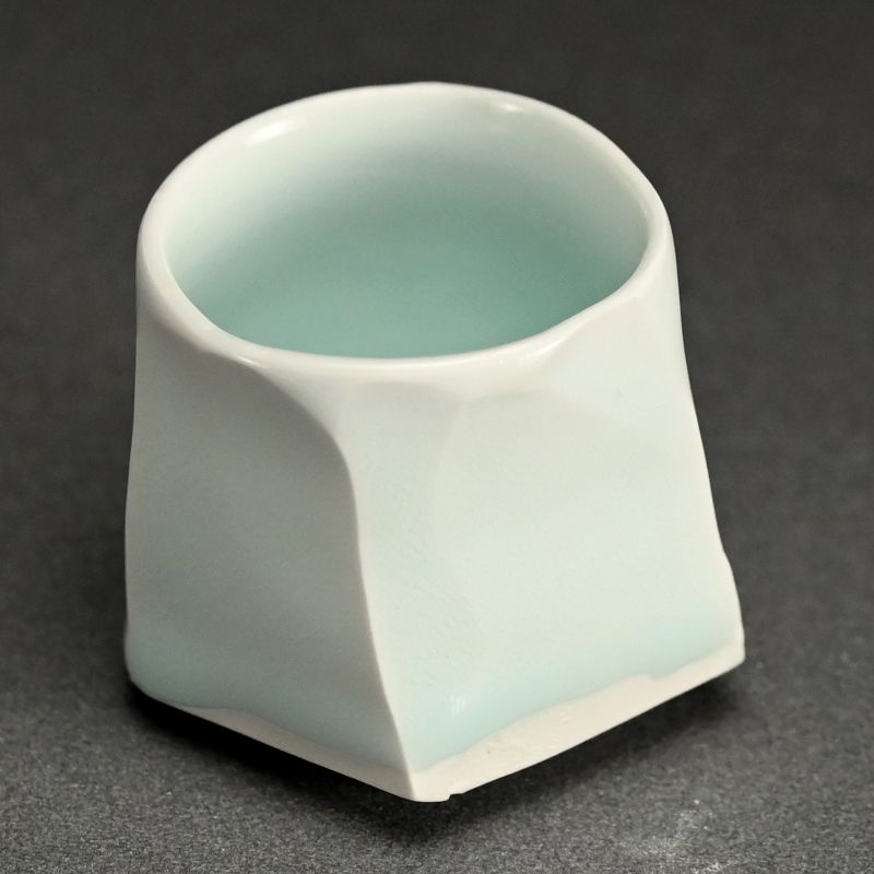 Mentori Guinimi Sake Cup by Kato Tsubusa