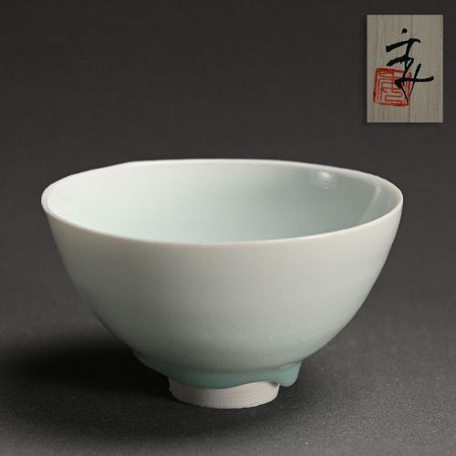 Seihakuji Chawan Tea Bowl by Kato Tsubusa