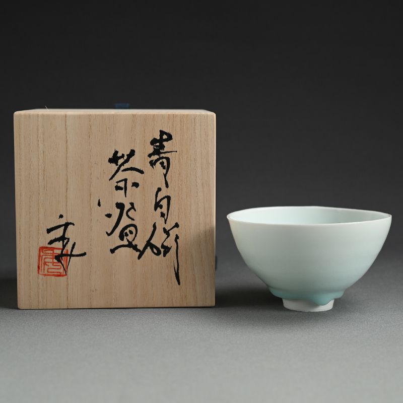 Seihakuji Chawan Tea Bowl by Kato Tsubusa