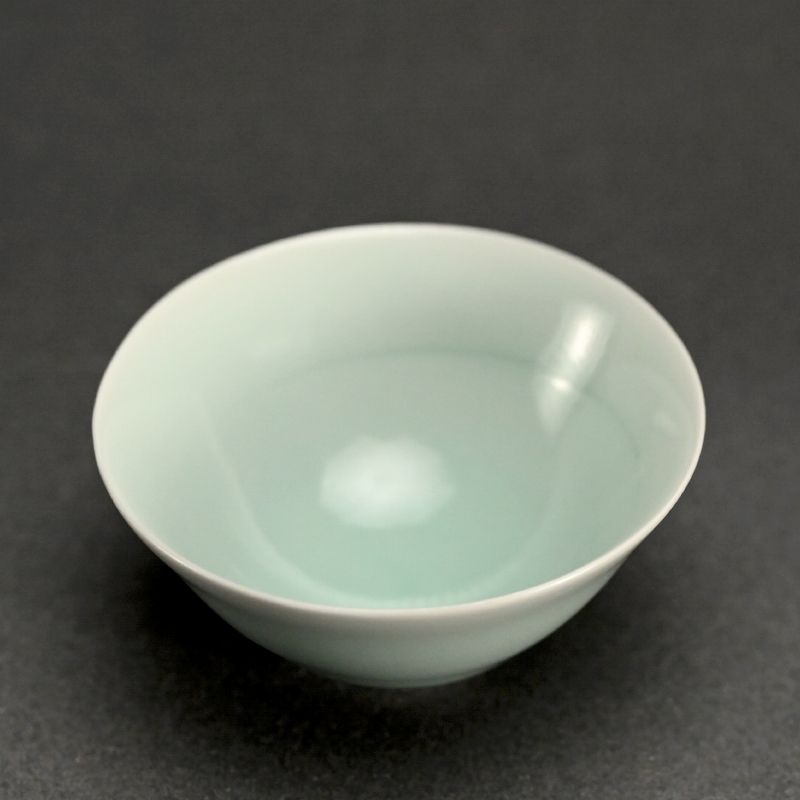 Contemporary Guinomi Sake Cup by Fukami Sueharu