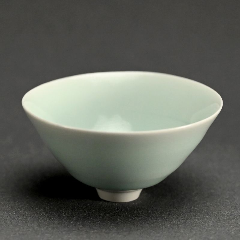 Contemporary Guinomi Sake Cup by Fukami Sueharu