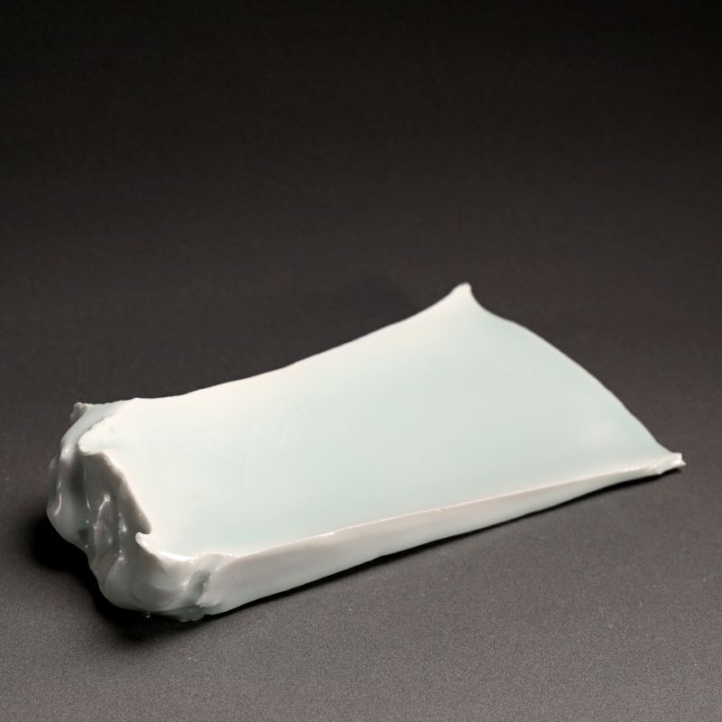 Striking Celadon Plate by Porcelain Master Kato Tsubusa 加藤 委“青白磁 くわ形皿”