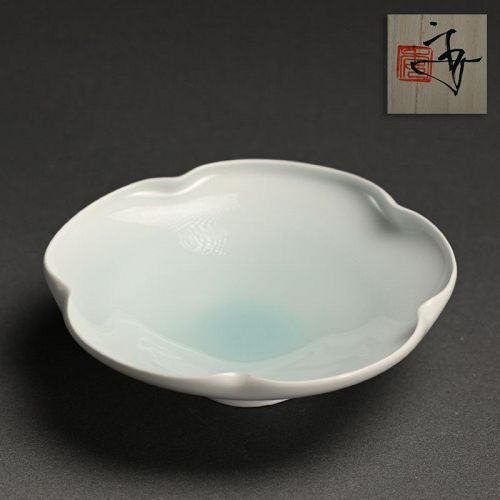 Contemporary Porcelain Flower Bowl by Kato Tsubusa