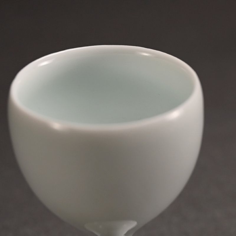 Exquisite Bajohai Porcelain Sake Cup by Kato Tsubusa