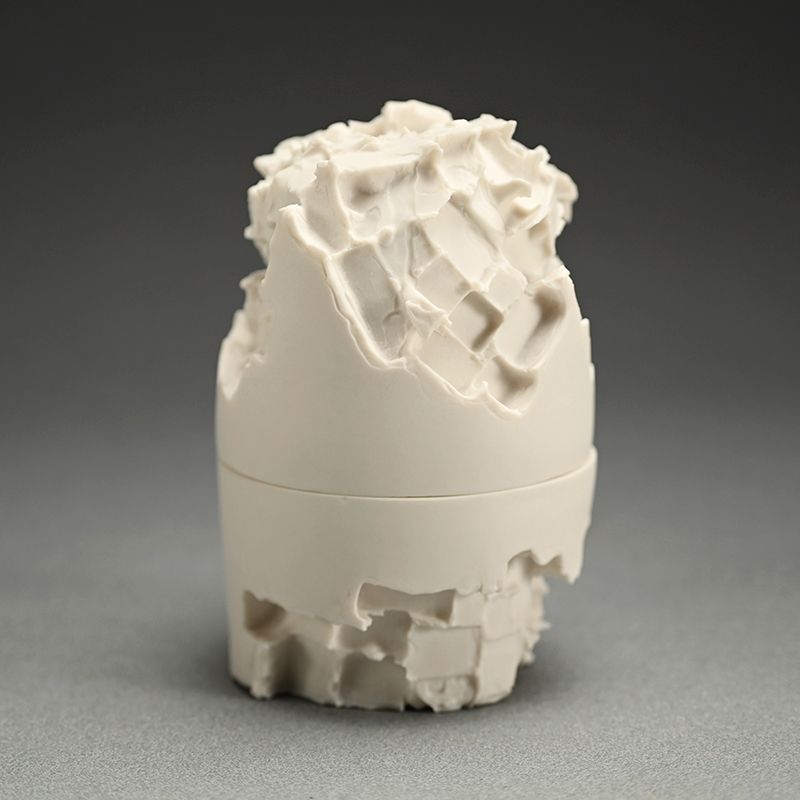 Covered Porcelain Vessel by Kato Hirotaka