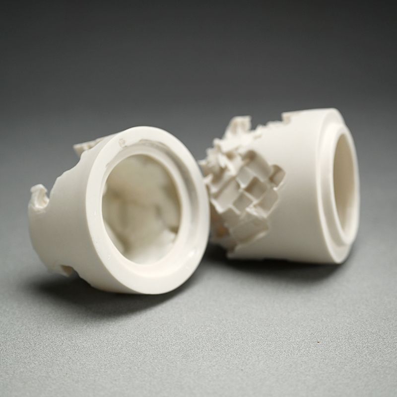 Covered Porcelain Vessel by Kato Hirotaka