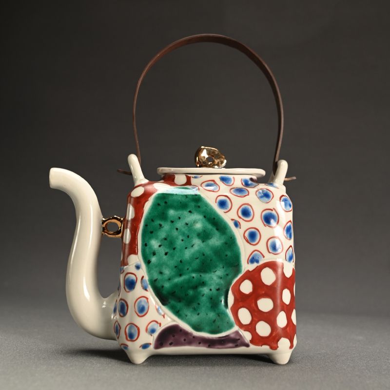 Playful Tea Pot by Matsuda Yuriko