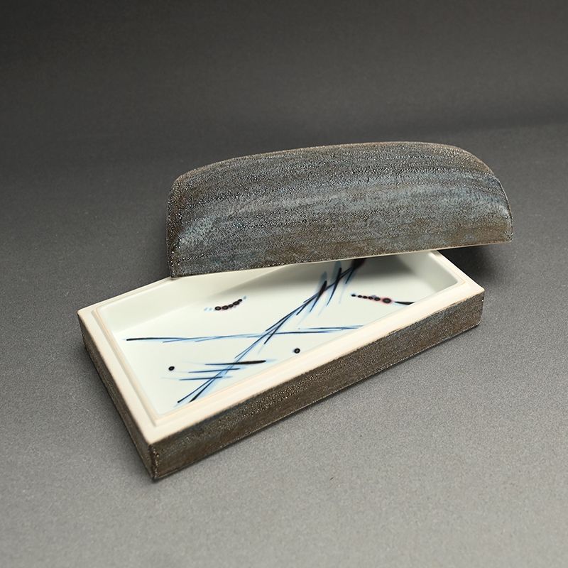 Time and Space Ceramic box By Kondo Takahiro