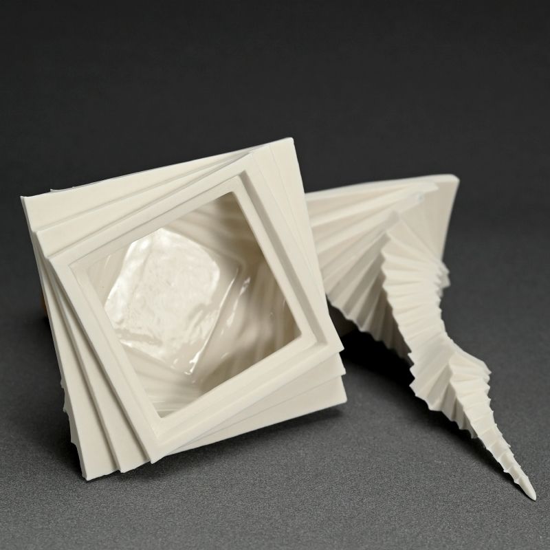 Covered Raw Porcelain Receptacle, White Spear, by Yamaura Yosuke