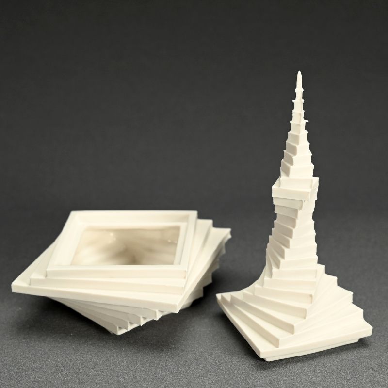 Covered Raw Porcelain Receptacle, White Spear, by Yamaura Yosuke