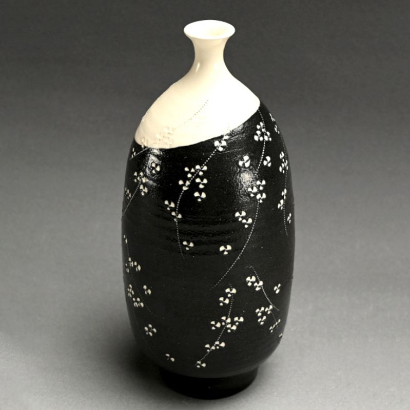 Perfect Example Vase by Kondo Yutaka