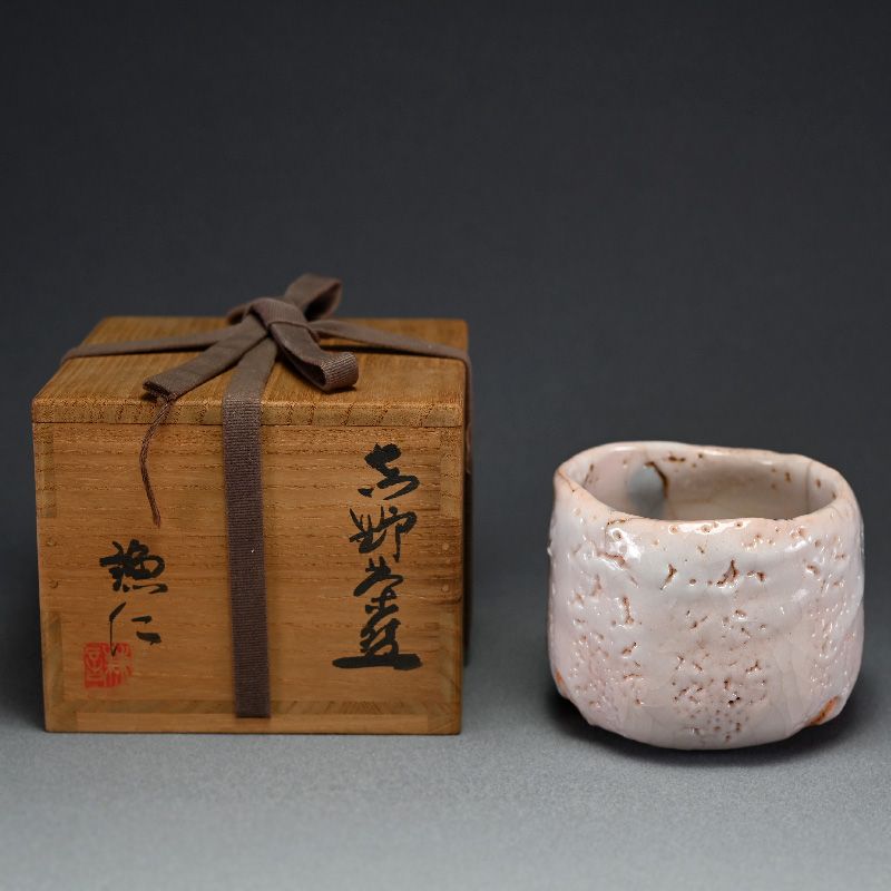 Shino Chawan by Kishimoto Kennin