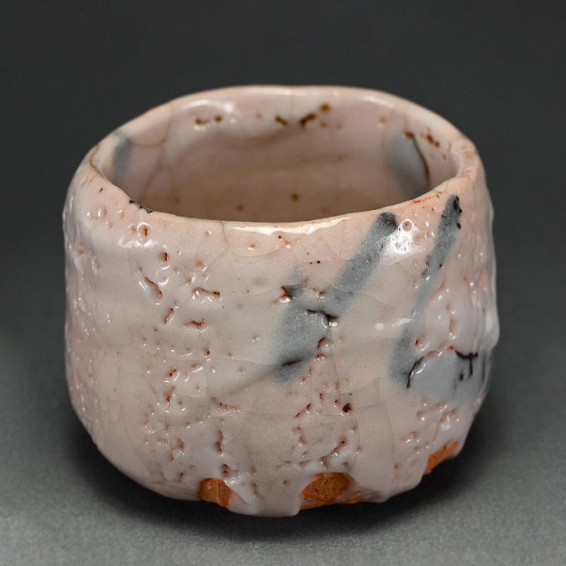 Shino Chawan by Kishimoto Kennin