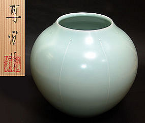 Modern Celadon Pottery Vase by Fukami Sueharu