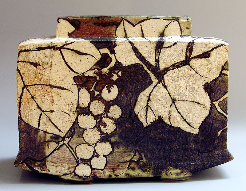 Prominent Vase by Miyake Yoji