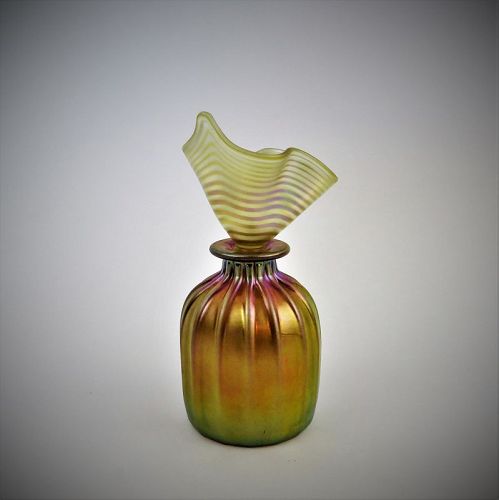 Correia Gold Aurene Glass Perfume Bottle with Handkerchief Stopper