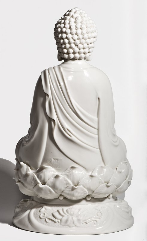 1850 Chinese Dehua Porcelain Shakyamuni Buddha Statue