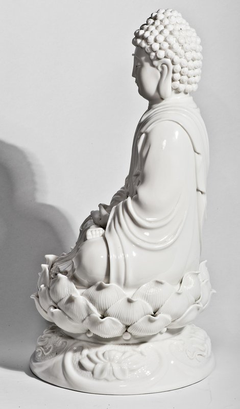 1850 Chinese Dehua Porcelain Shakyamuni Buddha Statue