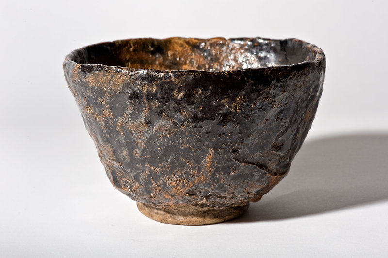Absolutely rare Setoguro Chawan from the 16th. century