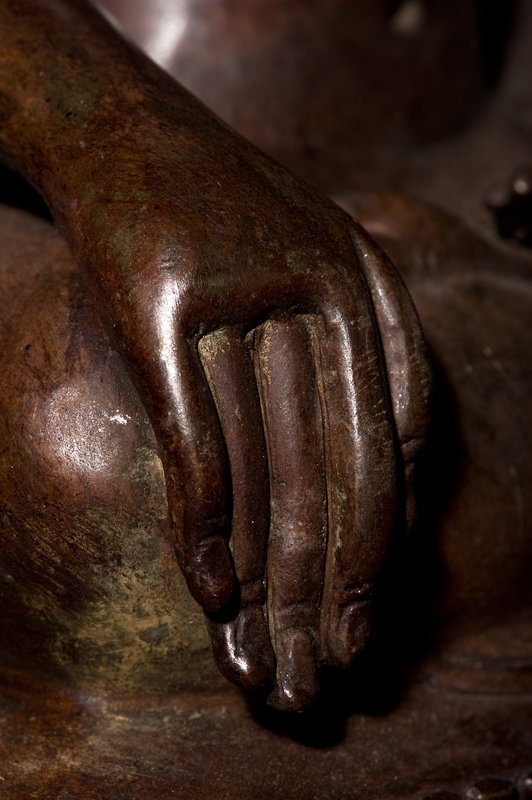 16th - 17th century heavy bronze Buddha from Chiang Mai