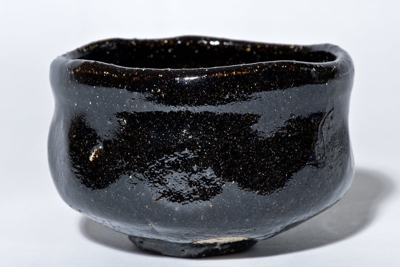 Tea Bowl by great Chozaemon Ohi with judgement box
