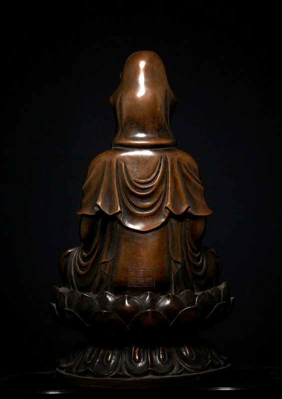 Huge Chinese Qing  Bronze Guanyin with Xuande Mark