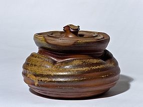 Japanese Bizen ware Mizusashi water jar Meiji Era