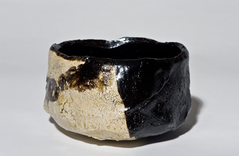 Contemporary Oribe Chawan by Higashida Shigemasa