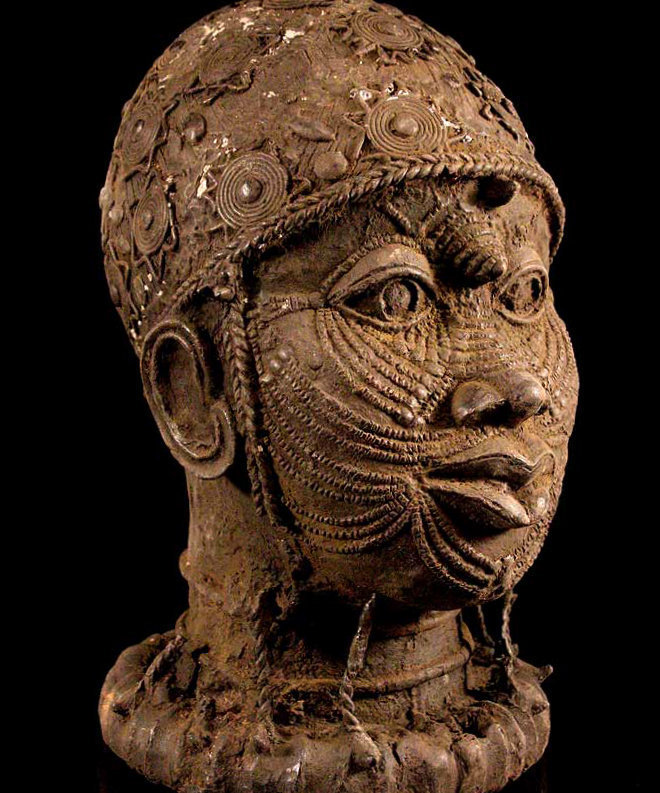 Massive 7 kg Ife Bronze Head of Oni (Oòni) Yoruba