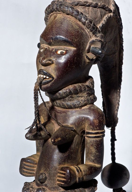 Huge Yombe Memorial Ngudi Statue D.R.Congo 1950
