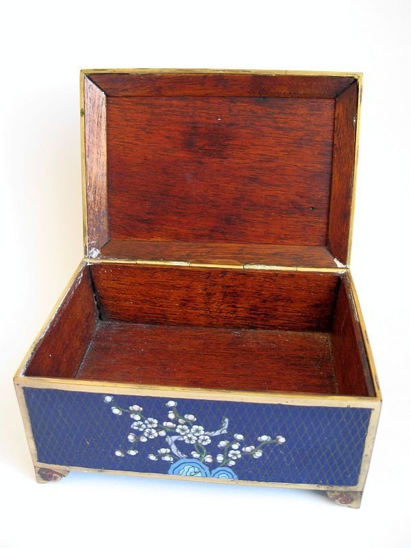 Chinese Gilt Cloisonne Box