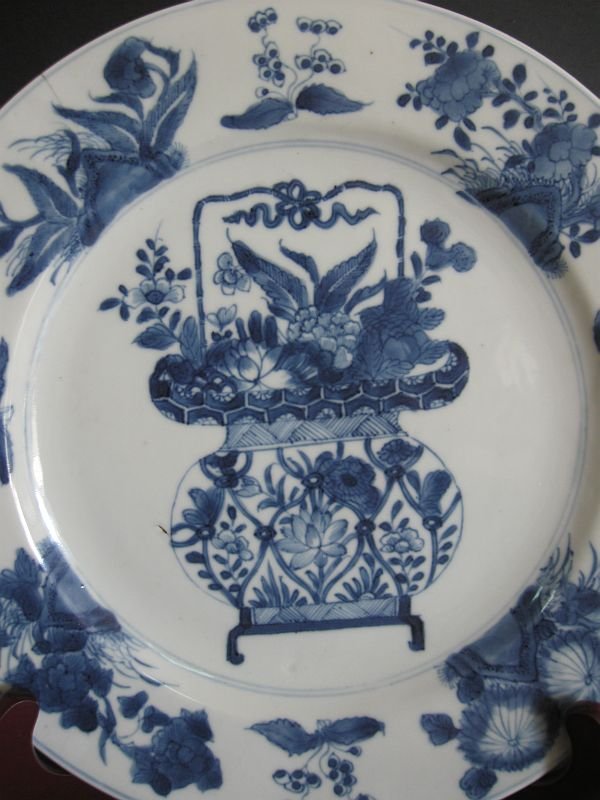Chinese Kangxi Porcelain Plate with Ding Mark