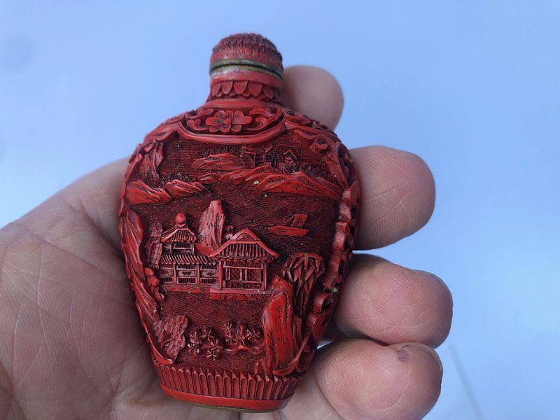 Antique Cinnabar factory Hand Carved Snuff Bottle Qianlong Mark Equestrian